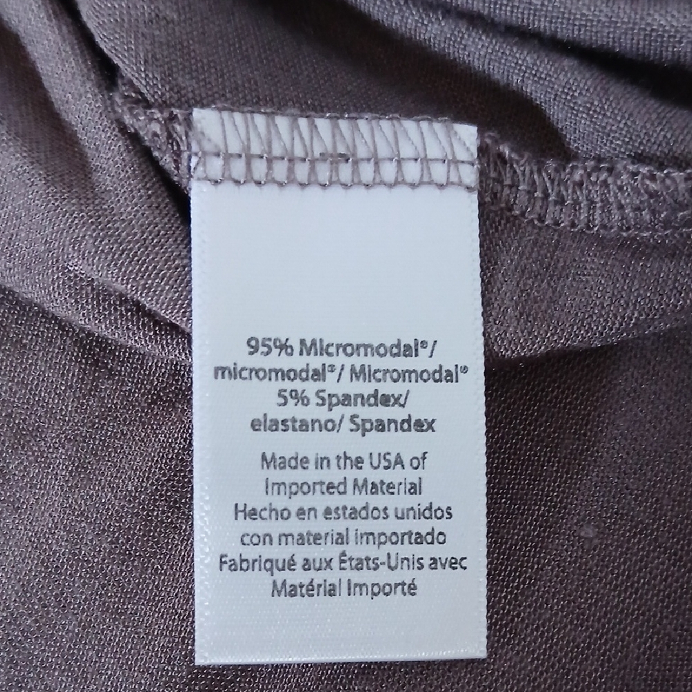 Beyond Yoga Tee * Flaws - Picture 11 of 11